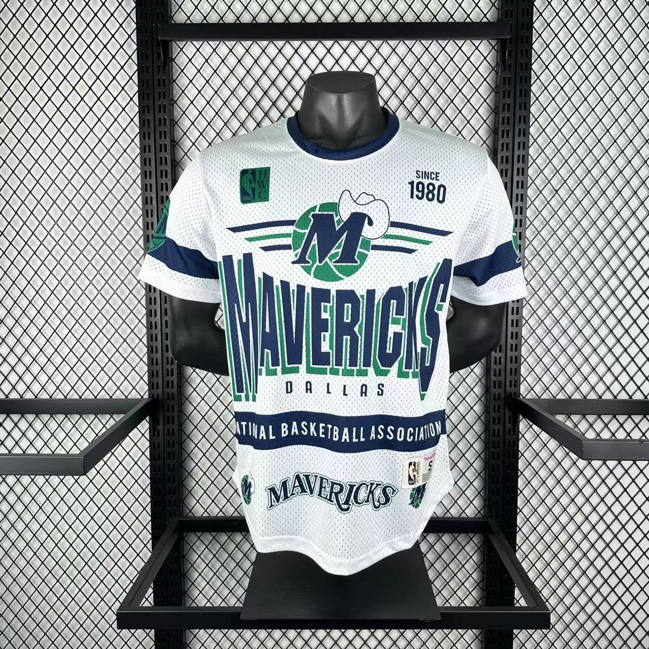 26 Dallas Mavericks-Mitchell & Ness