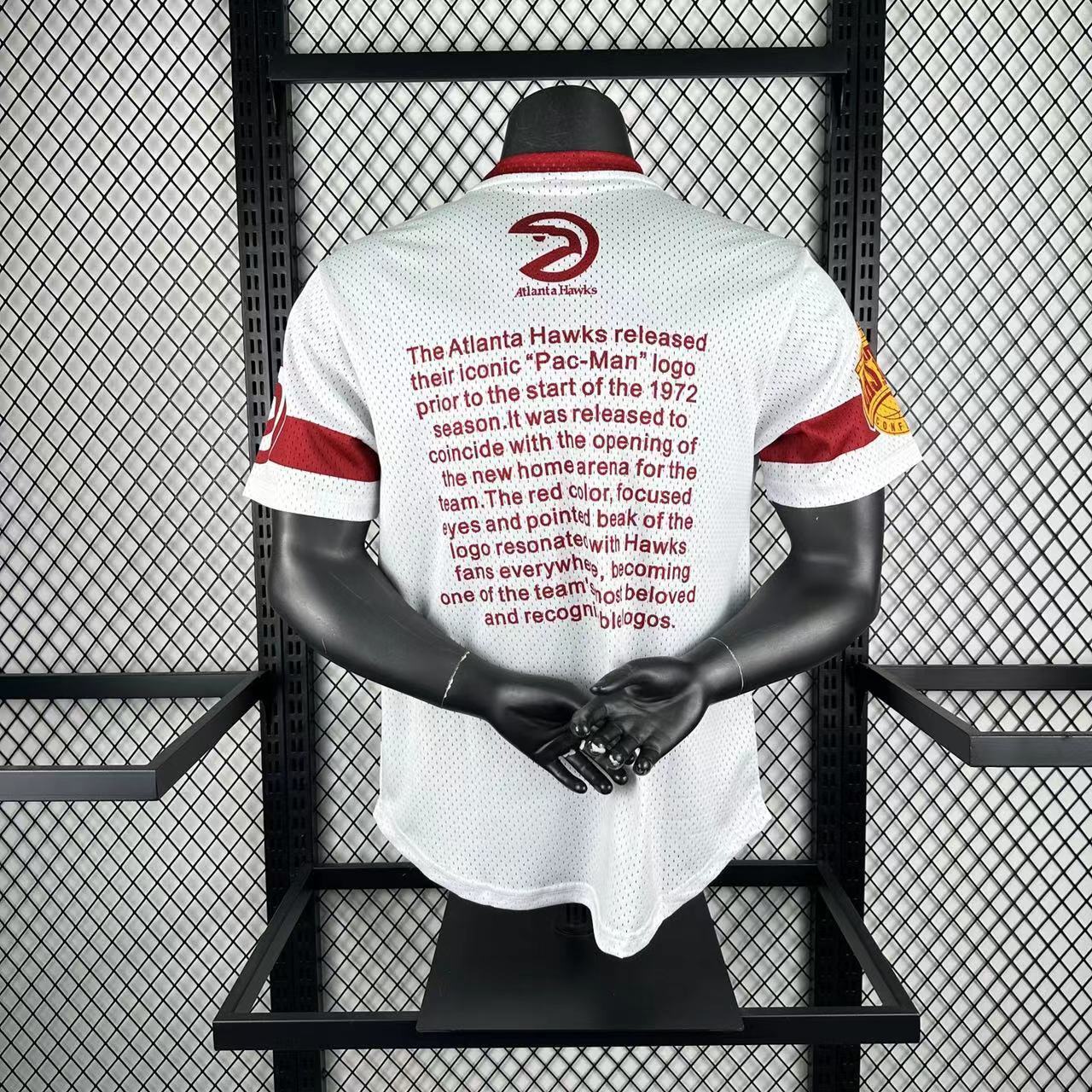 26 Atlanta Hawks-Mitchell & Ness