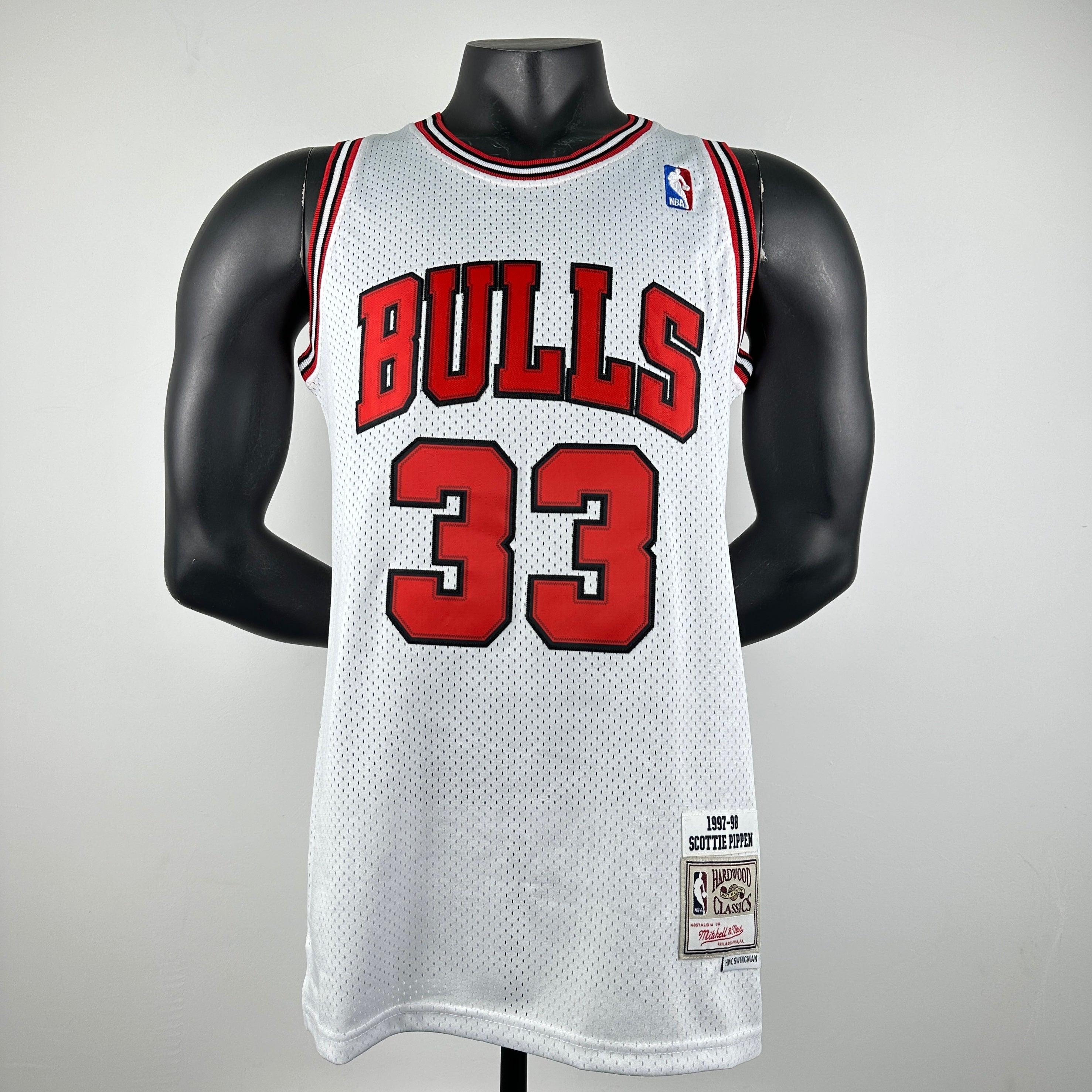 97/98 Chicago Bulls no.33