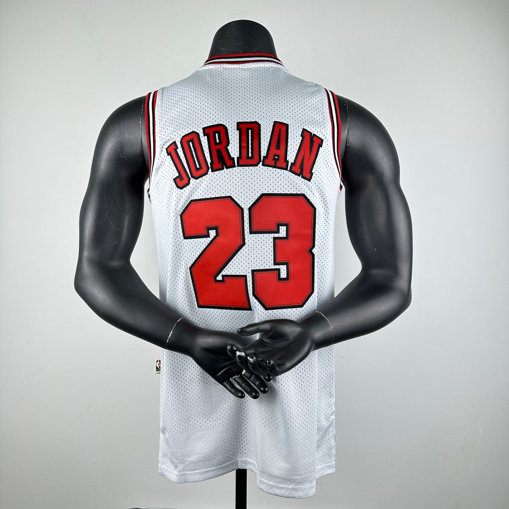 97/98 Chicago Bulls no.23