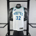 24 Minnesota Timberwolves-Retro-32