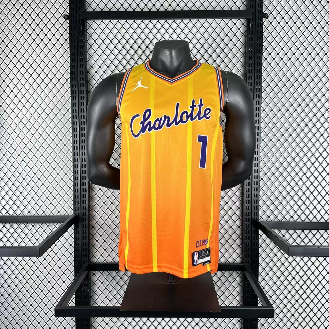 26 Charlotte Hornets-City Edition-1