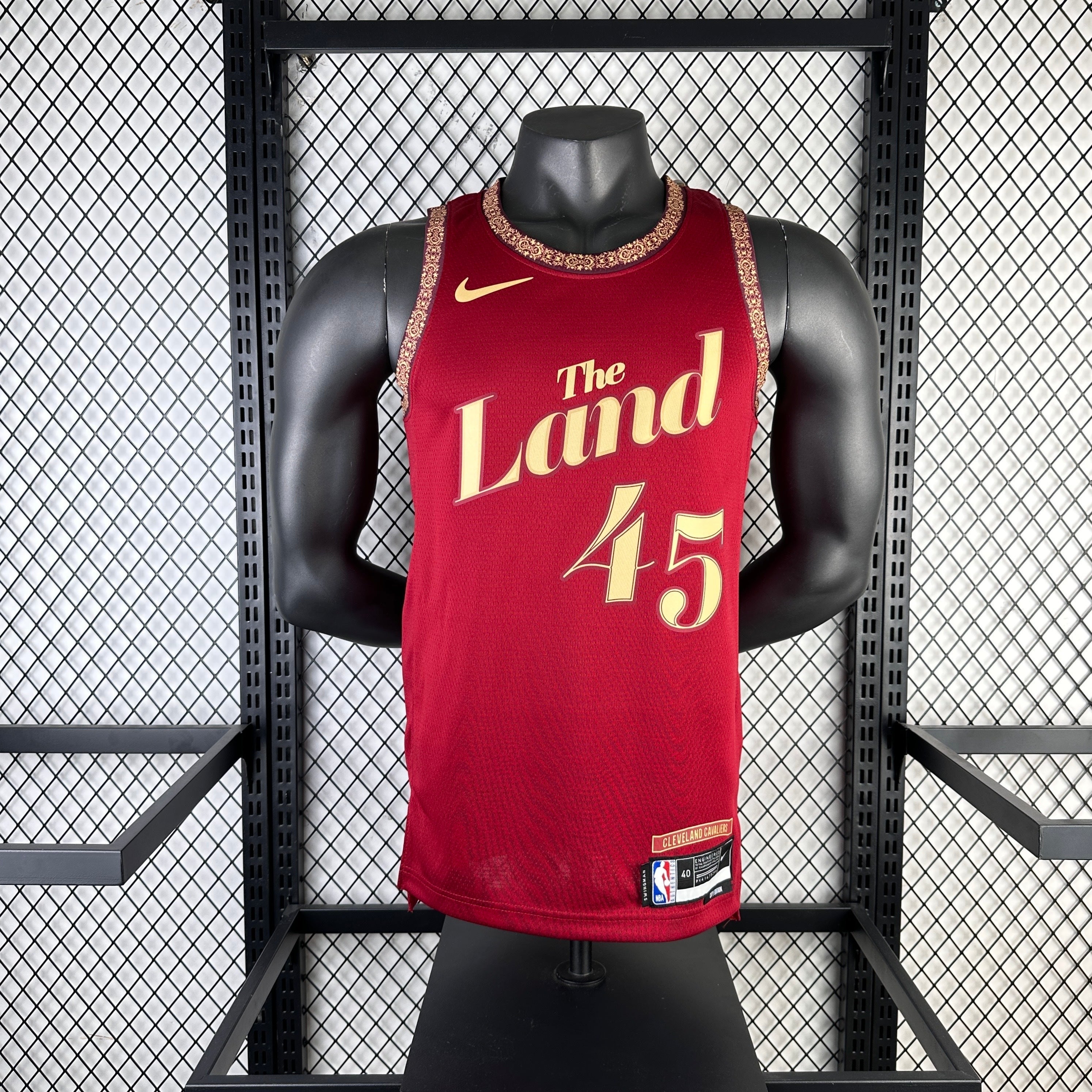 24 Cleveland Cavaliers-City Edition-45