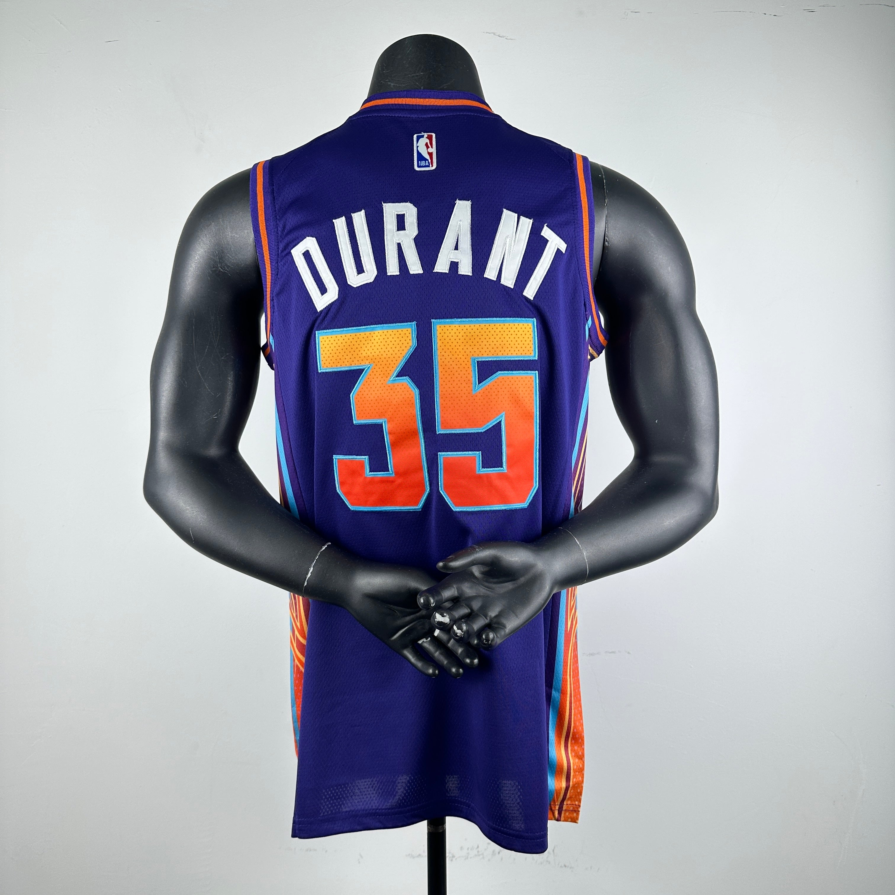 24 Phoenix Suns no.35